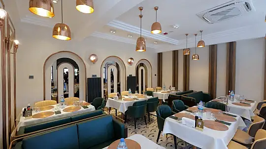 Kayseri tatlarının yeni adresi 'Mülhem Kayseri Mutfağı' açıldı