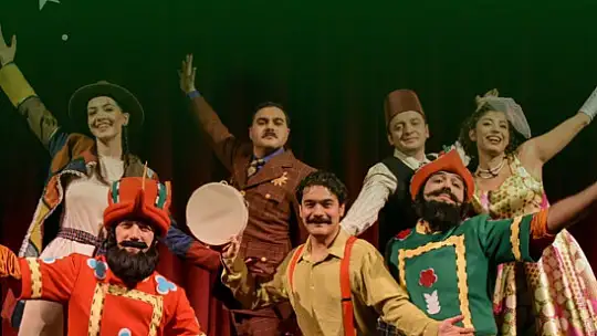 Kayseri tiyatroyu sevdi