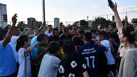Kayseri U-11 Ligi'nde şampiyon Melikgazi Belediyespor oldu