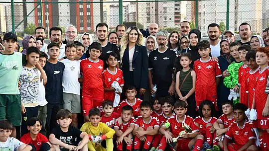 Kayseri U-11 Ligi'nde şampiyon Melikgazi Belediyespor oldu
