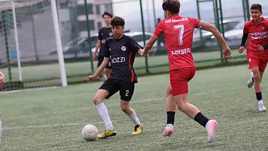 Kayseri U16 Ligi: Zeki Akpalarspor: 2 - Hacılar Erciyesspor: 2