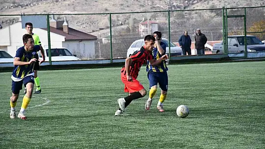 Kayseri U18 Ligi: Hacılar Erciyesspor: 1- Kalespor: 1