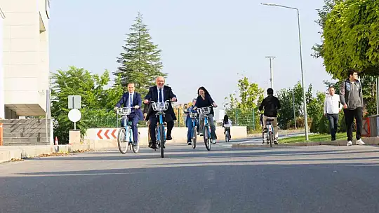 Kayseri Üniversitesi'nde  'Arabasız Kampüs' etkinliği düzenlendi