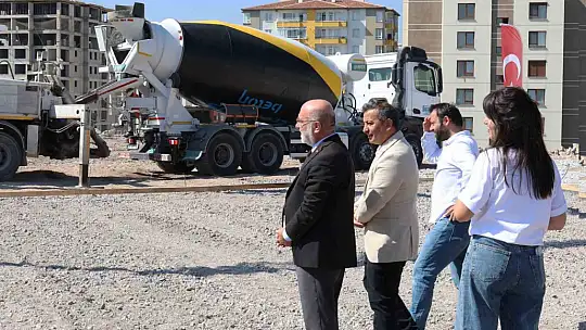 Kayseri Üniversitesi'nde Bilişim Teknolojileri MYO Binasının Temel Atma Töreni gerçekleştirildi