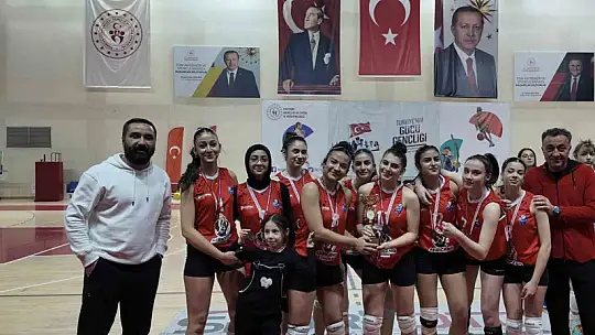 Kayseri Yıldız Kızlar Voleybol Süper Ligi tamamlandı