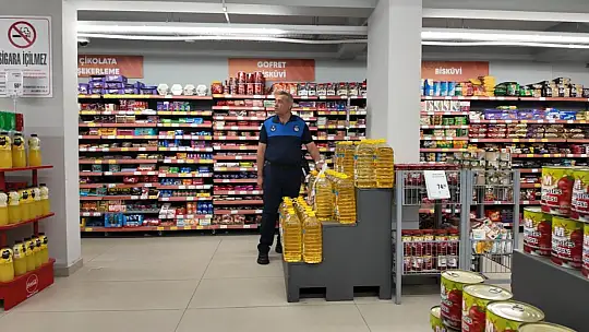 Kayseri zabıtasından zincir marketlere denetim