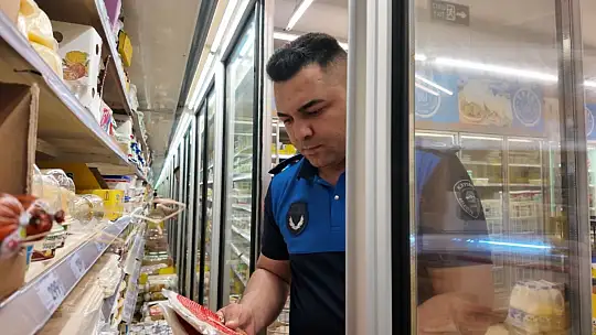 Kayseri zabıtasından zincir marketlere denetim