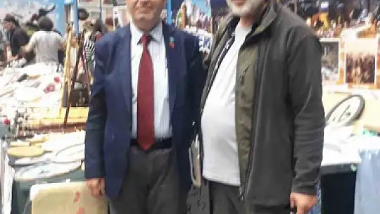 Kayserili Ebru sanatçısı, memleketini Avrupa'da temsil etti