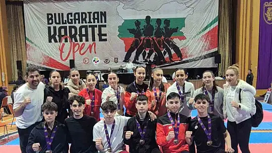 Kayserili karateciler Bulgaristan'da kürsüye ambargo koydu