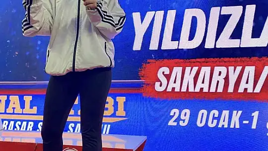 Kayserili karateciler Sakarya'dan madalyalar ile döndü