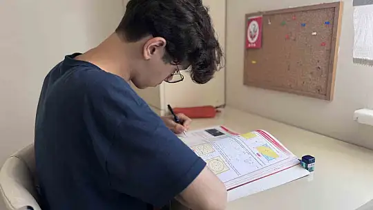 Kayserili LGS birincisi: 'Stres yaparsanız her şey bozulur'
