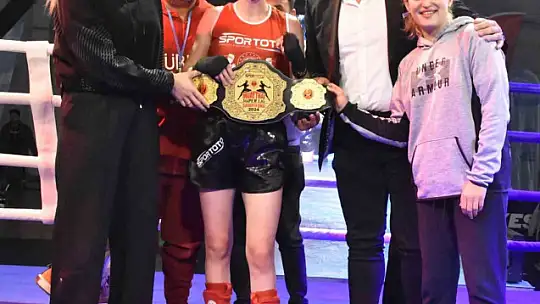 Kayserili muaythaiciler Türkiye şampiyonu oldu