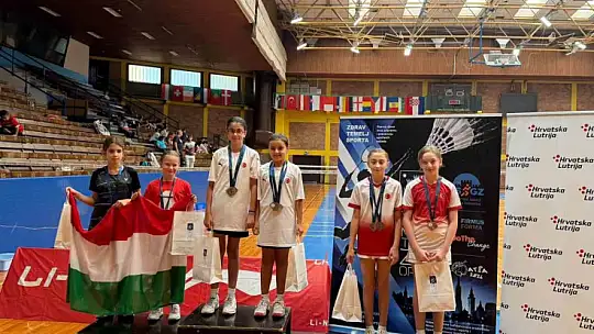 Kayserili sporcular Zagreb'de kürsüye ambargo koydu