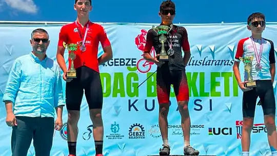 Kayserili sporculardan Gebze'de madalya yağmuru