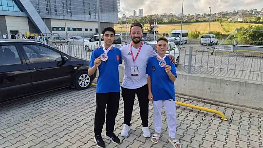 Kayserili sporculardan Türkiye Şampiyonası'nda çifte madalya
