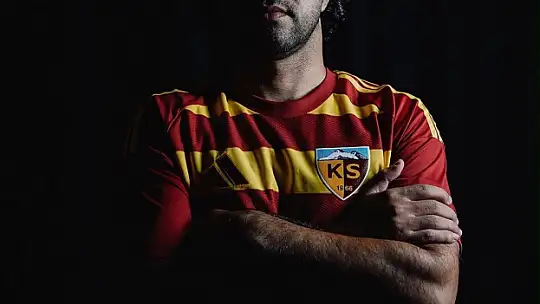 Kayserispor,  Sinan Kurt ile 1 yıllık sözleşme imzaladı