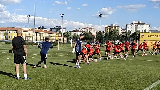 Kayserispor, 59. yıldönümünde topbaşı yaptı