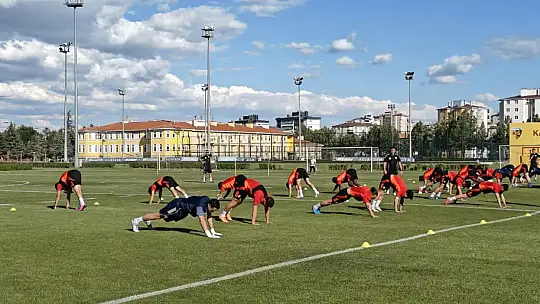 Kayserispor, 59. yıldönümünde topbaşı yaptı