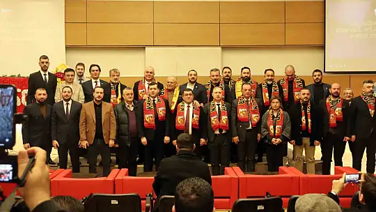 Kayserispor'da Başkan Nurettin Açıkalın güven tazeledi