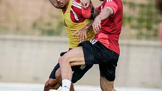 Kayserispor'da Cardoso, Onugkha ve Bennaser kadro dışı