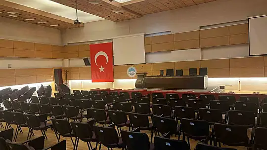 Kayserispor'da olağanüstü seçimli genel kurul ertelendi