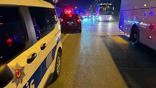 Kayserispor taraftarları tesislere giderek futbolcuları protesto etti