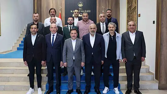 Kayserispor yönetimi, Vali Çiçek ile bir araya geldi