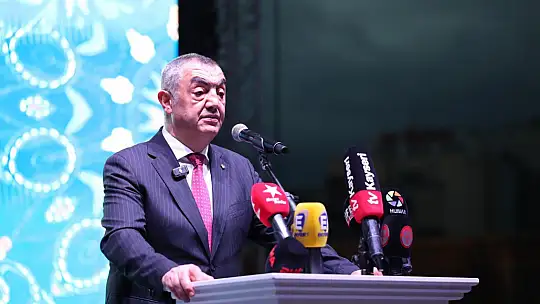 KAYSO'nun Yılın Ahisi Mustafa Suat Köylüoğlu haftan giydi