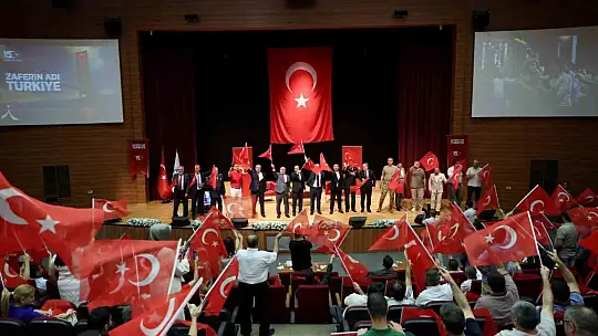KAYÜ'de 'Zaferin Adı Türkiye: Küresel Açıdan 15 Temmuz ve Darbe Direnişi' konferansı