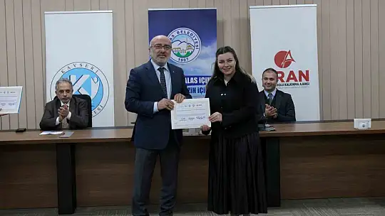 KAYÜ koordinesinde düzenlenen Dijital Görselleştirme ve Tasarım Araçları Eğitimi tamamlandı