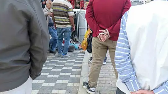 Kaza yapan otomobil yan yattı: 1 yaralı
