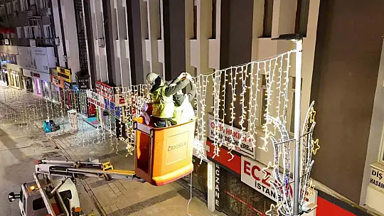 Kent merkezini aydınlatacak LED dönüşüm çalışmaları başladı