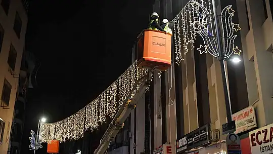 Kent merkezini aydınlatacak LED dönüşüm çalışmaları başladı