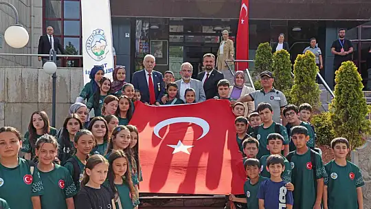 Kıbrıs'ın canlı tanığı Kayserili gençlerle buluştu