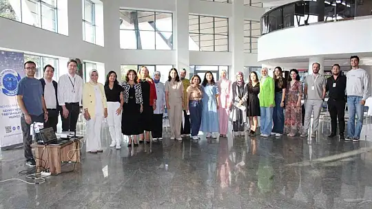 Kılıç: 'Yaşlılarda enfeksiyonlar her zaman klasik belirtilerle ortaya çıkmayabilir'