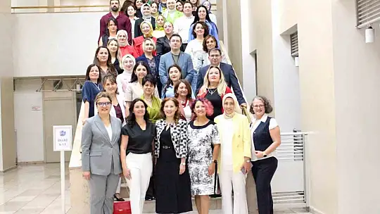 Kılıç: 'Yaşlılarda enfeksiyonlar her zaman klasik belirtilerle ortaya çıkmayabilir'