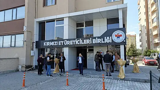 Kırmızı et üreticilerine destek bilgilendirme toplantısı yapıldı