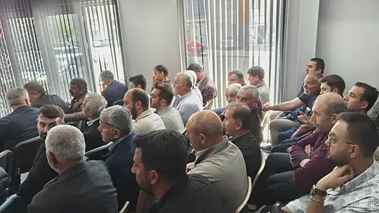 Kırmızı et üreticilerine destek bilgilendirme toplantısı yapıldı