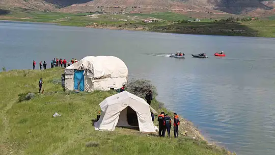 Kızılırmak'a düşen genci arama çalışması devam ediyor