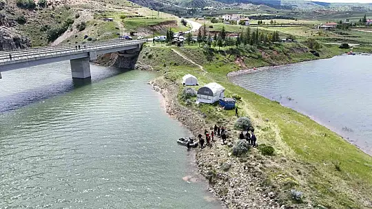 Kızılırmak'a düşen gençten acı haber