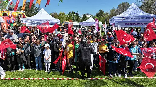 Kocasinan'da bayram havasında geleneksel değerlerle renklenen çocuk şenliği