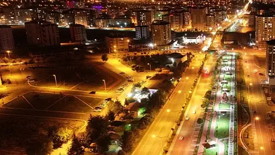 Kocasinan'ın göz alıcı parkları şehre renk katıyor