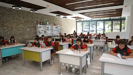 Kocasinan Sinan Kütüphaneleri ile zenginleşiyor
