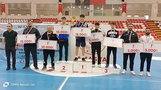 Kocasinan sporcuları hem yıldızlarda hem de çiftlerde Türkiye Şampiyonu
