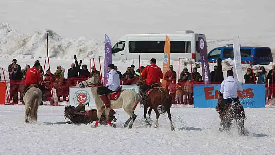 Kökbörü Oyunları Erciyes 2026 nefes kesti