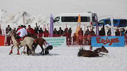 Kökbörü Oyunları Erciyes 2026 nefes kesti