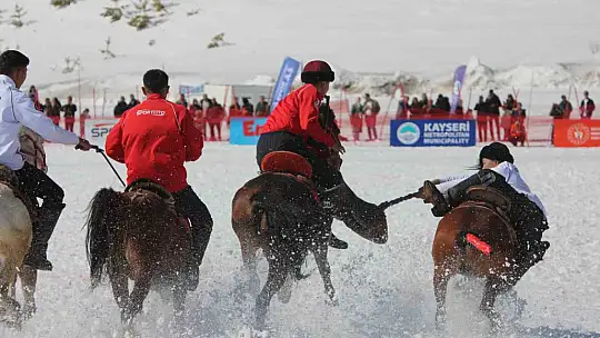 Kökbörü Oyunları Erciyes 2026 nefes kesti