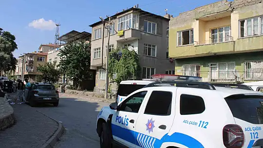 Komşular kokudan rahatsız oldu, acı olay ortaya çıktı