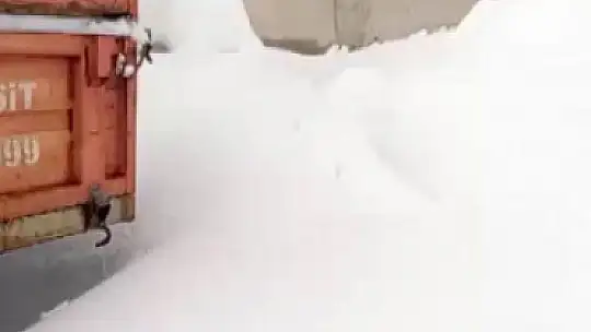 Köyde mahsur kalan vatandaştan belediyeye çağrı