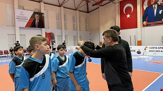 Küçük Erkekler Voleybol Süper Ligi maçları tamamlandı